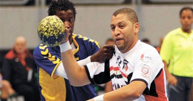 حسن يسرى يجدد لصفوف يد الزمالك موسمين 