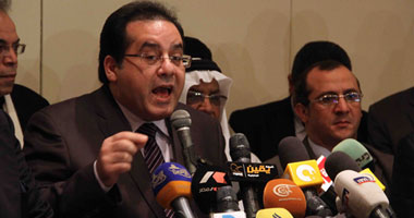 سياسيون يفتحون النار على أيمن نور بسبب تصريحاته ضد ثورة 30 يونيو.. قيادى بـ "الكرامة": فاقد القول والموقف والتاريخ.. و"الناصرى": يعبر عن جماعة الإخوان التى ترعاه بالخارج والشعب يسير فى بناء مؤسساته