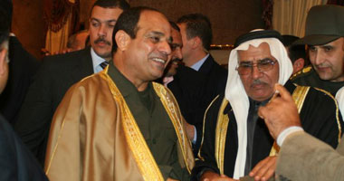 بالصور..السيسى: لن يضار أهالى سيناء من قانون تملك الأراضى