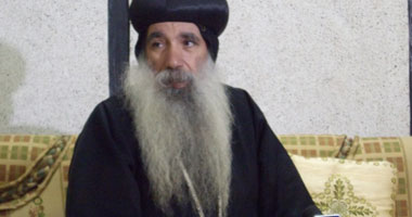 وفاة الأنبا كيرلس أسقف نجع حمادى بعد صراع مع المرض