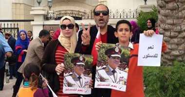 الجالية المصرية بـ"المنامة" تقيم كرنفالاً للاحتفال بالدستور 