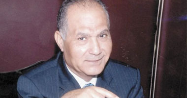 عبد الرحمن رشاد يعتمد خطة الإذاعة بعيد العمال