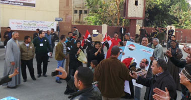 الهدوء يخيم على المنيا واستعدادات للاحتفالات بثورة يناير