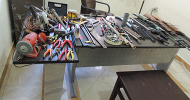 تجديد حبس فنى طباعة وعاطل لاتهامهما بتصنيع الأسلحة النارية 