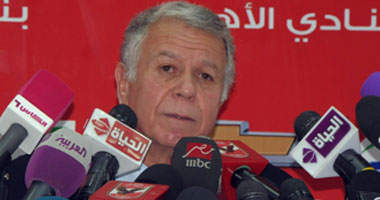 محمد سرحان يُطالب حسن حمدى بالتنحّى