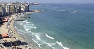 هل ماء البحر مفيد فى الشفاء من الأمراض الجلدية؟