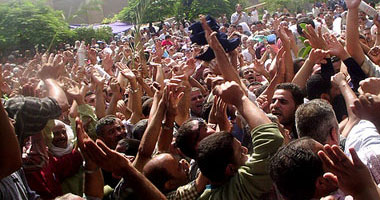 إضراب عمال غزل طنطا والمحلة وطنطا للزيوت عن العمل