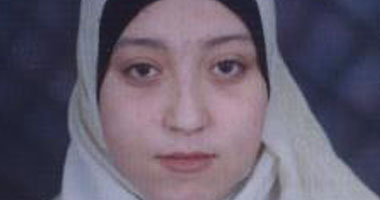 «ماجى» طلعت الأولى على آداب عين شمس.. لا عيِّنوها معيدة ولا حتى سابوها تشتغل مدرسة فأضربت عن الطعام