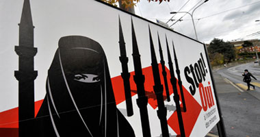 إمام مسجد "مصطفى محمود" ينتقد "تطرف" سويسرا
