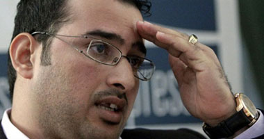 زى النهاردة عام 2009.. الحكم على منتظر الزيدى بالسجن 3 سنوات لضربه بوش بالحذاء