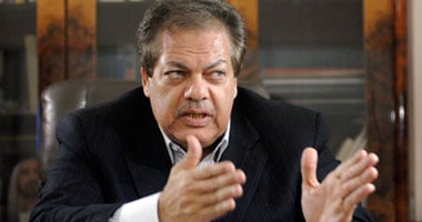 محمد أبو العنين: هناك مؤامرة على مصر ويجب المشاركة فى الانتخابات