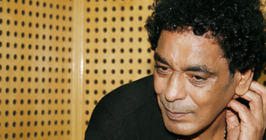 منير يرفض إقامة حفلات غنائية حزناً على الشهداء