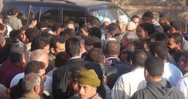 "دمرو" تواصل احتجاجها لليوم الثالث