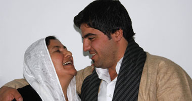 شاب كردى يعثر على أمه بعد 20 عاما