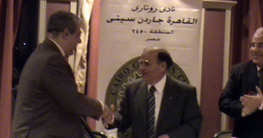 الشوربة والسلطة من الأطعمة الأساسية على مائدة الإفطار