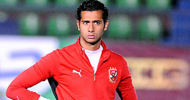 عبد المنعم يحمى عرين الأهلى أمام المريخ السودانى