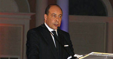 "الفقى": بث مباشر لاحتفالات عيد الميلاد المجيد
