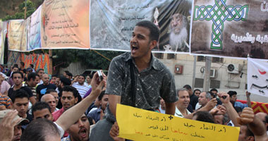 اتحاد شباب الثورة يؤجل محاكمة رموز الفساد تضامنًا مع الأقباط