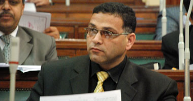 أنصار مرشح الإخوان المختطف يواصلون الدعاية