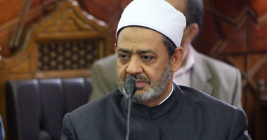 شيخ الأزهر: ينبغى مراعاة "الرحمة" قبل القانون مع مبارك 