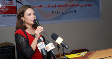 بثينة كامل: التراجع عن تحقيق مطالب الثورة "مذبحة" للشعب 