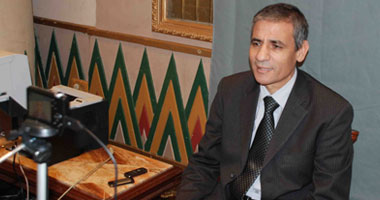 اليوم.. ندوة سياسية عن تحديات الحكومة بـ"الصالون الثقافى" فى الوفد