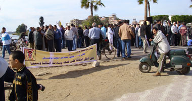 مسيرة جنائزية لشهيد البيئة بدمياط بعد صلاة الجمعة