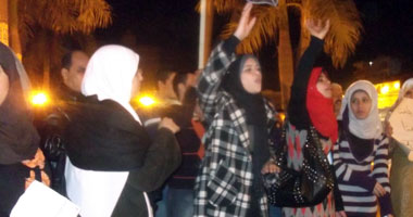 مسيرة نسائية بطنطا تطالب بعودة الرئيس المعزول