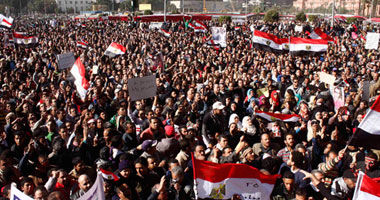 ناقد: الحركة التشكيلية المعبرة عن الثورة تقليدية وسطحية
