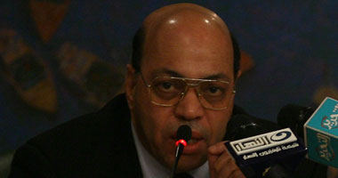 وزير الثقافة ينعى رحيل البابا شنودة ويصف موته بالفاجعة