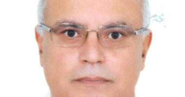 طالب بجامعة الزقازيق يضرب عن الطعام للمطالبة بعلاجه