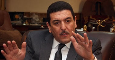 البنانى يطمئن على بعثة الأهلى فى مالى