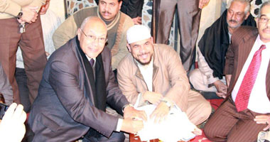 العوا يشهد على عقد زواج بأسيوط