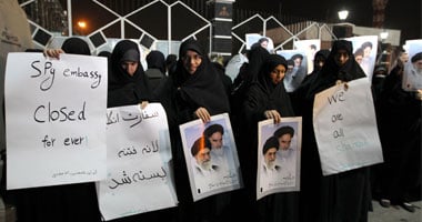 طهران تتوعد بالرد على طرد لندن لدبلوماسييها 