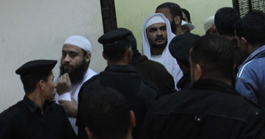 القاضى يرفع جلسة محاكمة متهمى "فتنة إمبابة" بعد 10 دقائق