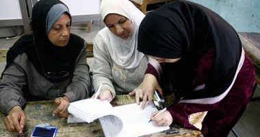 مشادات كلامية بين أنصار "النور" ومندوبى الحرية والعدالة بالمطرية