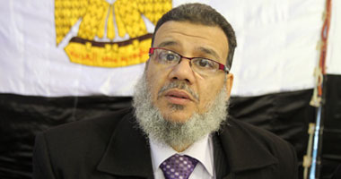  قيادى سلفى لـ"أحمد فهمى": أنت محترم لكن لا تصلح رئيسا لـ"الشورى"