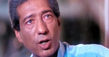 الراحل كرم مطاوع فى "سهرة روائع التمثيليات الإذاعية"