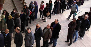 إقبال متزايد بمنطقة العباسية للاستفتاء على الدستور
