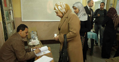 "التيار الشعبى" يرصد مخالفات فى المرحلة الأولى للاستفتاء
