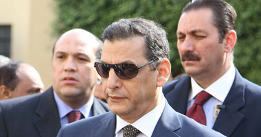 وزير الداخلية يتفقد عملية الاستفتاء على الدستور بالمعادى