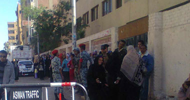سيدة بالدقهلية تتهم رئيس لجنة بتزوير صوتها بـ"بنعم" 