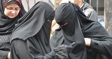جابر نصار: قرار منع المنتقبات من التدريس ليس له خلفية أمنية