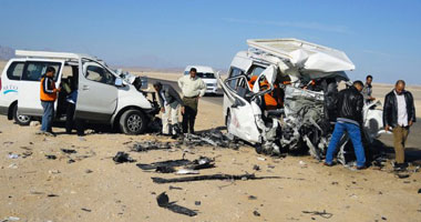 مصرع 4 أشخاص فى حادث اصطدام 5 سيارات بأسيوط