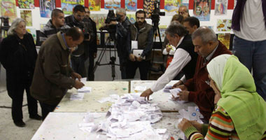 إغلاق معظم لجان الاقتراع وبدء عمليات الفرز