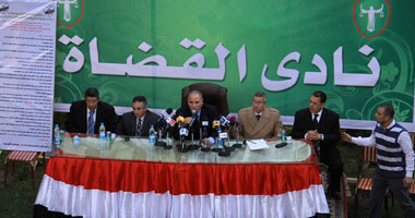 "الزند": اللجوء للقضاء الدولى رداً على الاستفتاء "إهانة للبلاد"