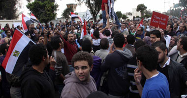 مسيرة العباسية تنضم لمسيرة التحرير للاتجاه إلى "الاتحادية"