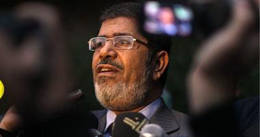 شباب الدستور بالشرقية لـ"مرسى": "البقاء لله الشعب بيخلص"