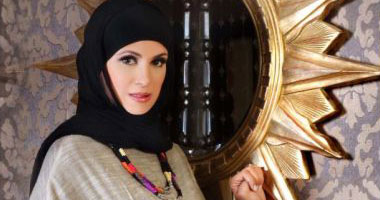 "مَلَسَ".. أحدث خطوط موضة المحجبات للمصممة سارة أسامة