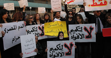 بالصور وقفة احتجاجية لمذيعى ماسبيرو
